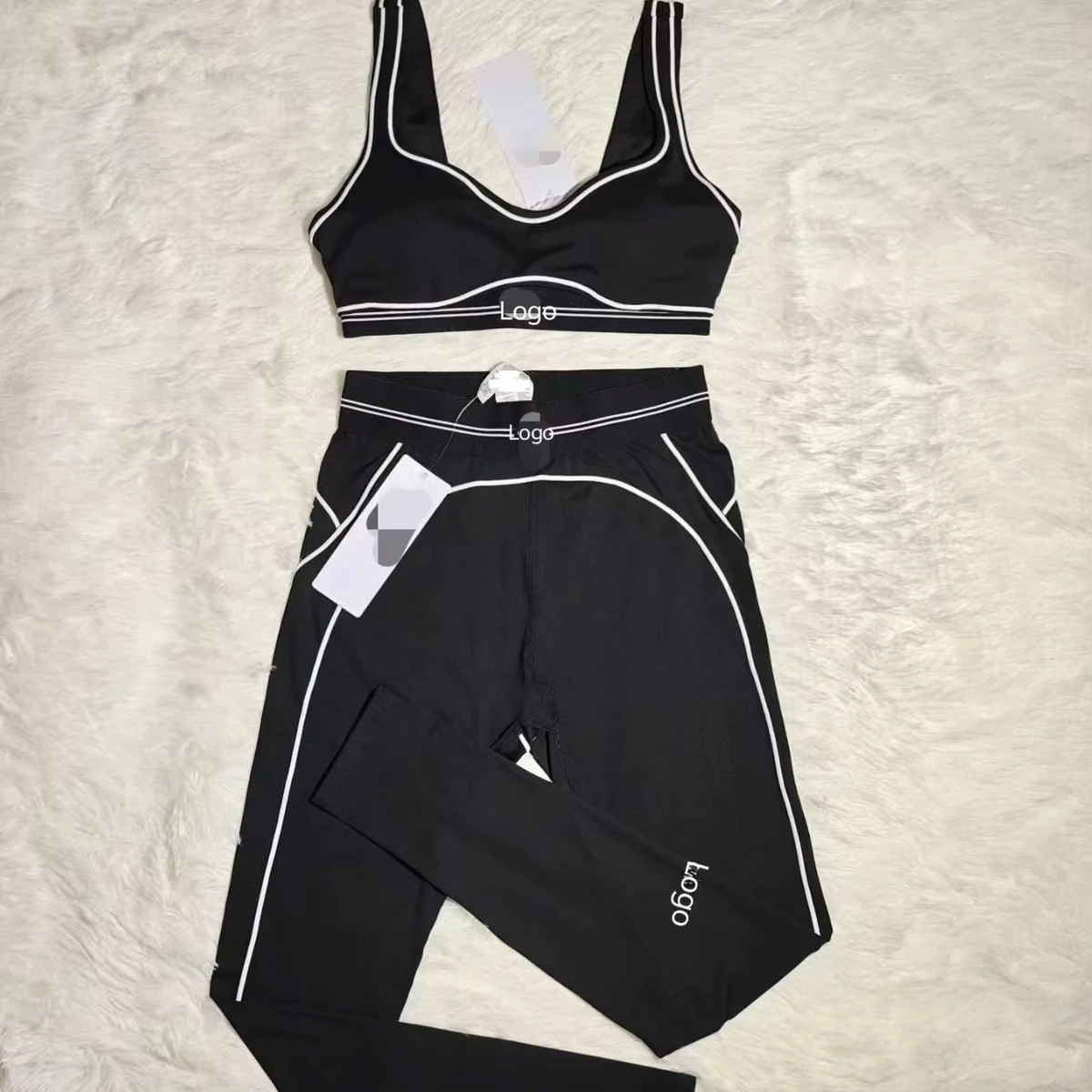 A1Yoga Set, High-waist Seamless Training Suit with Padding, Skin-friendly Material, Elastic, White Striped, Breathable