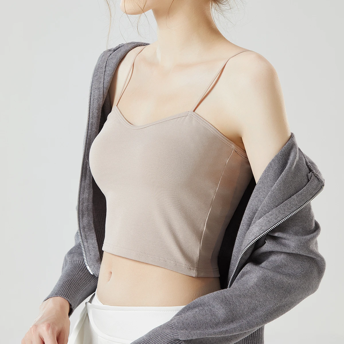 Hot-Selling One-Piece Cropped Tank Women Casual Style Padded Knitted Camisole Built-In Bra Tube Top Eco-Friendly Breathable