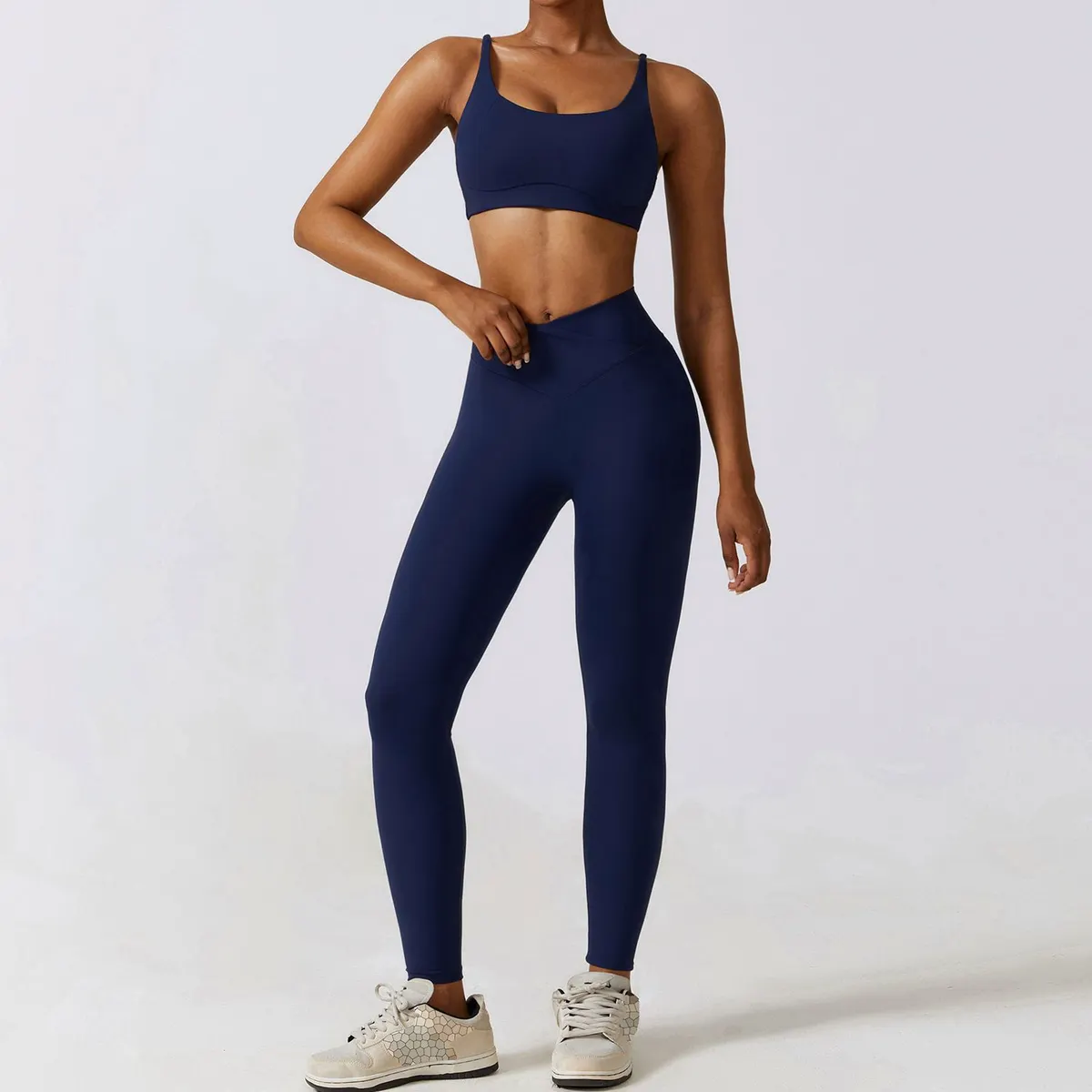 Wholesale Gym Wear Long Sleeved Plus Size Workout Sets 3 Pieces Jackets Workout Leggings Sports Bras Top Yoga Sets