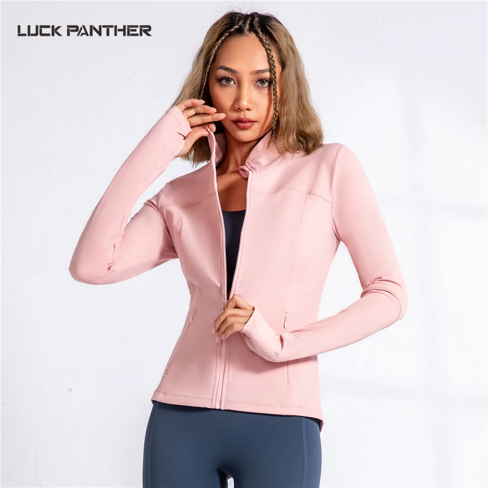 Compression fabric prepared for Leggings production