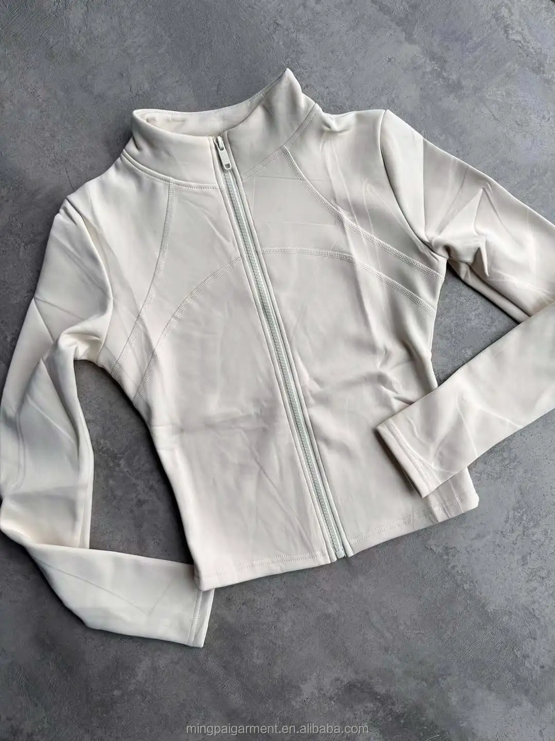 Nylon 66 High Tenacity Spandex 220 GSM Seamless Circular Knit, face view