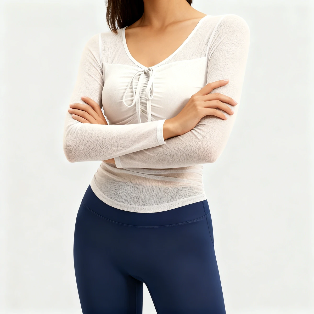 Women's Breathable Plus Size Mesh Crew Neck Slim-fitting Yoga Wear with Fixed Cups Long-sleeved Quick-dry Sports Top