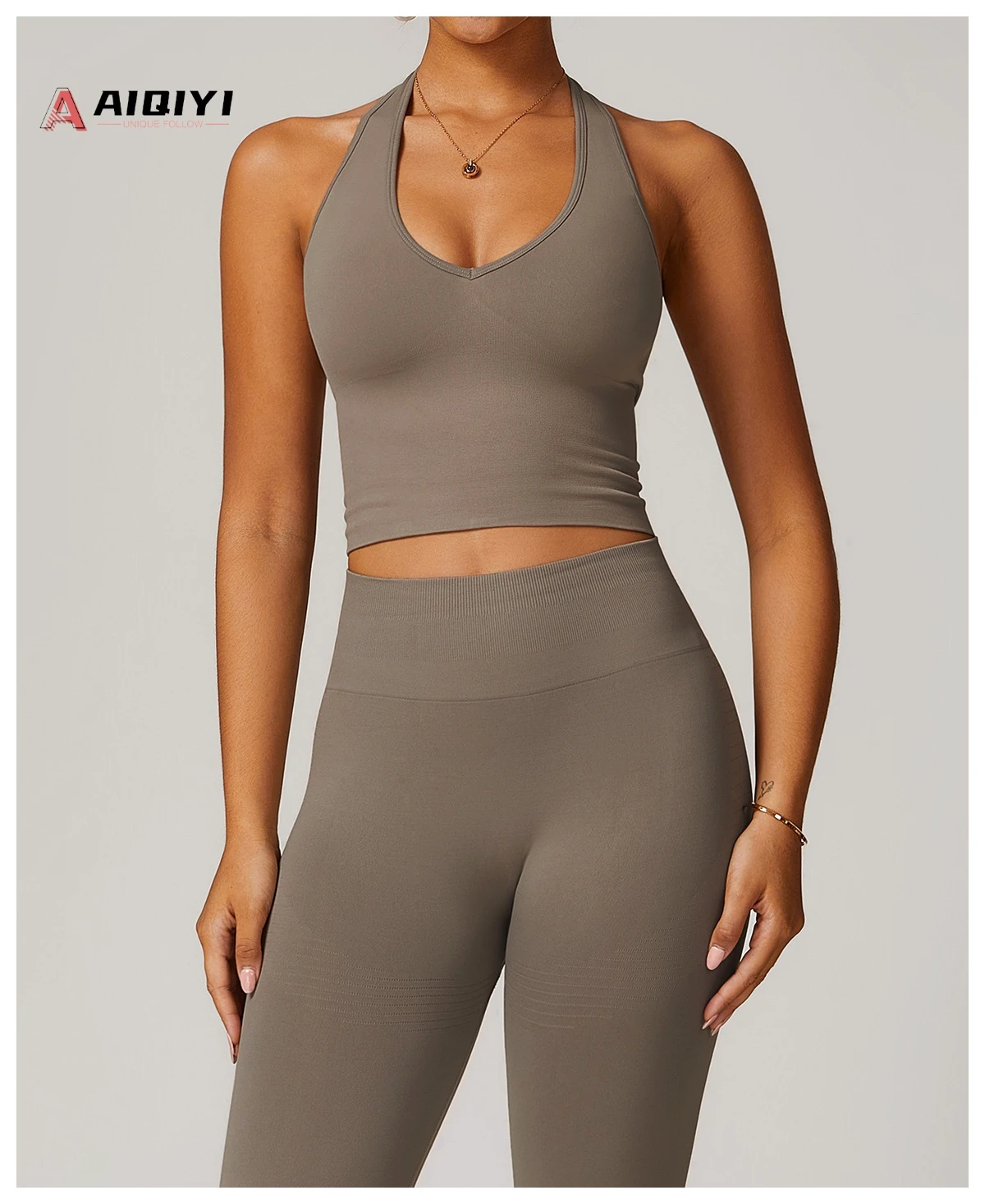 7725 Women's 3-Piece Seamless Workout Gym Fitness Yoga Set Custom Logo Cross Back Sports Bra High Waist Shorts Scrunch Butt
