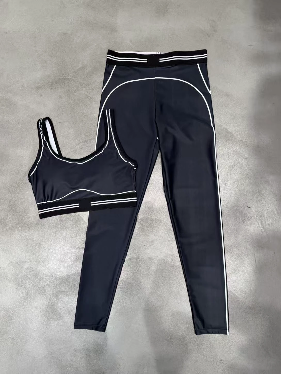 Fashion Stretch Designer Women Two-piece Olo Yoga Vest Top Sports Bra High Waisted Leggings Stretch Sportswear Fitness Gym Set