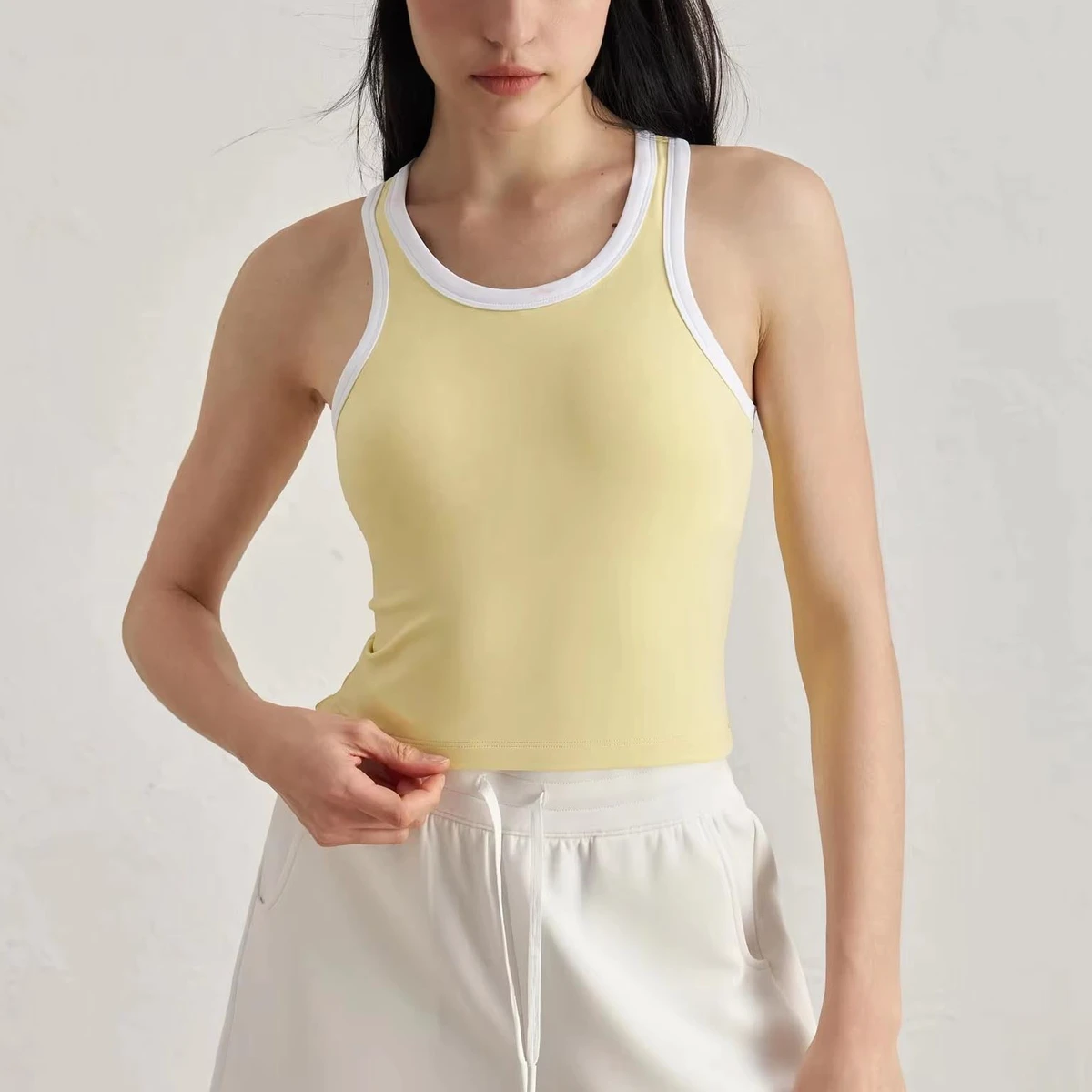 Plus Size Lightweight Breathable Good Support Contrasting Color Sport Bra Top Active Stretch Fitness Racer Back Yoga Bra