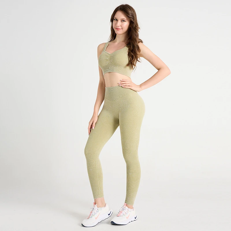 Custom Seamless Matte Yoga Suit Set Lightweight Breathable Fitness Sports Bra Long Pants Medium Support Four-Way Stretch Yoga