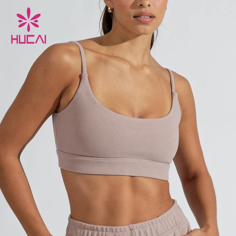 Hucai Custom Women Base Style Nylon Spandex Sports Bra Custom Yoga Bra Gym Workout Light Support Open Back Sports Bra for Women