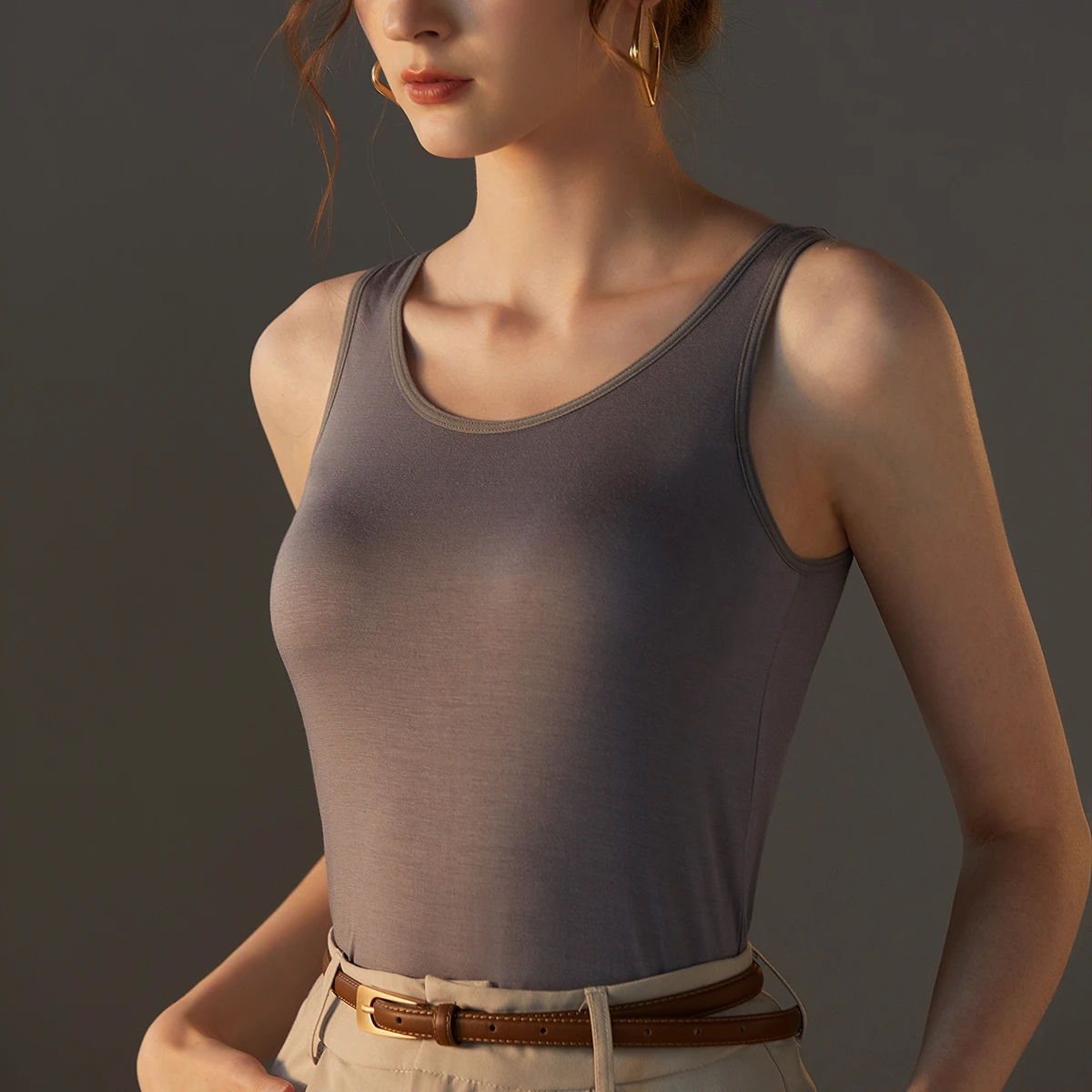 Women's Summer Slim Fit Sleeveless Knitted Tank Top Casual Padded Camisole Built-in Bra Eco-Friendly Breathable Lightweight Base