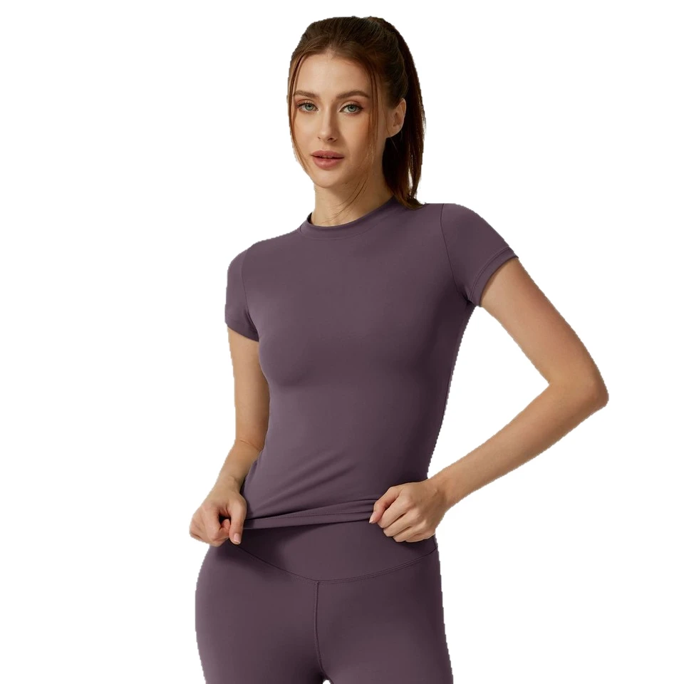 Quick-Dry Women's Yoga Top with Front Logo Short Sleeve Blouse for Outdoor Running Sports Inner Wear