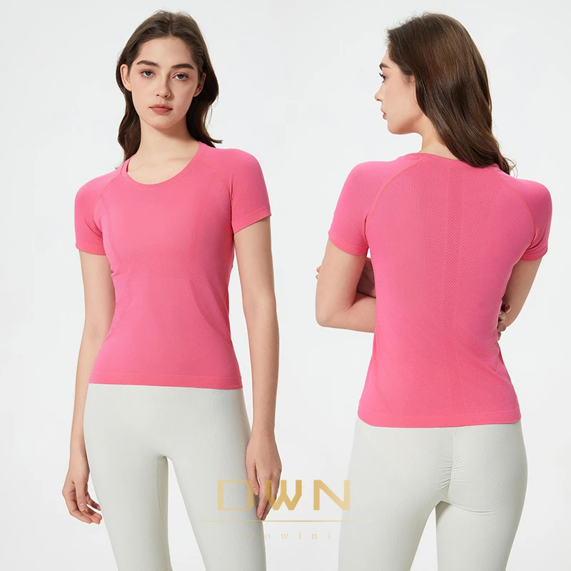 Women's Lightweight Summer Yogawear Quick-Drying Thin-Cut Pilates Training Fitness T-Shirt for Running Short Sleeved Yoga Outfit