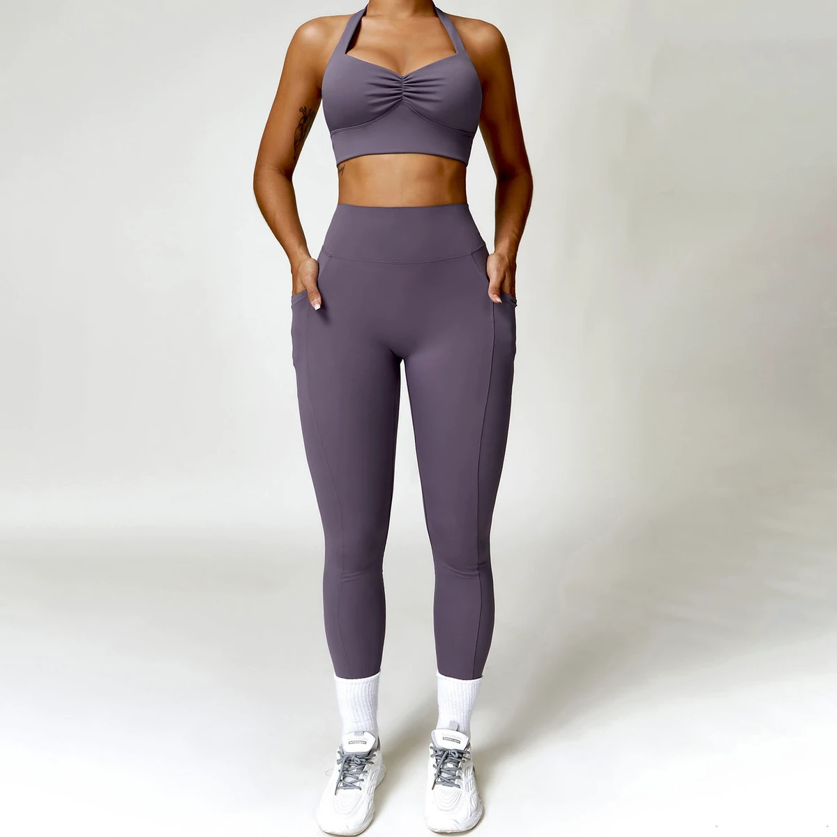 Women's 2PCS Fitness Gym Wear Scrunch Push up Halter Yoga Bra and Side Pockets Athletic Leggings Workout Compression Wear