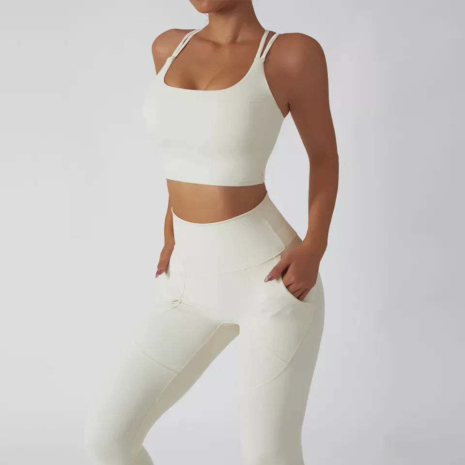 Wholesale Price Quick Dry Women Yoga Set High Quality New Design Stylish Women Yoga Set for Sale with Customized Logo Design