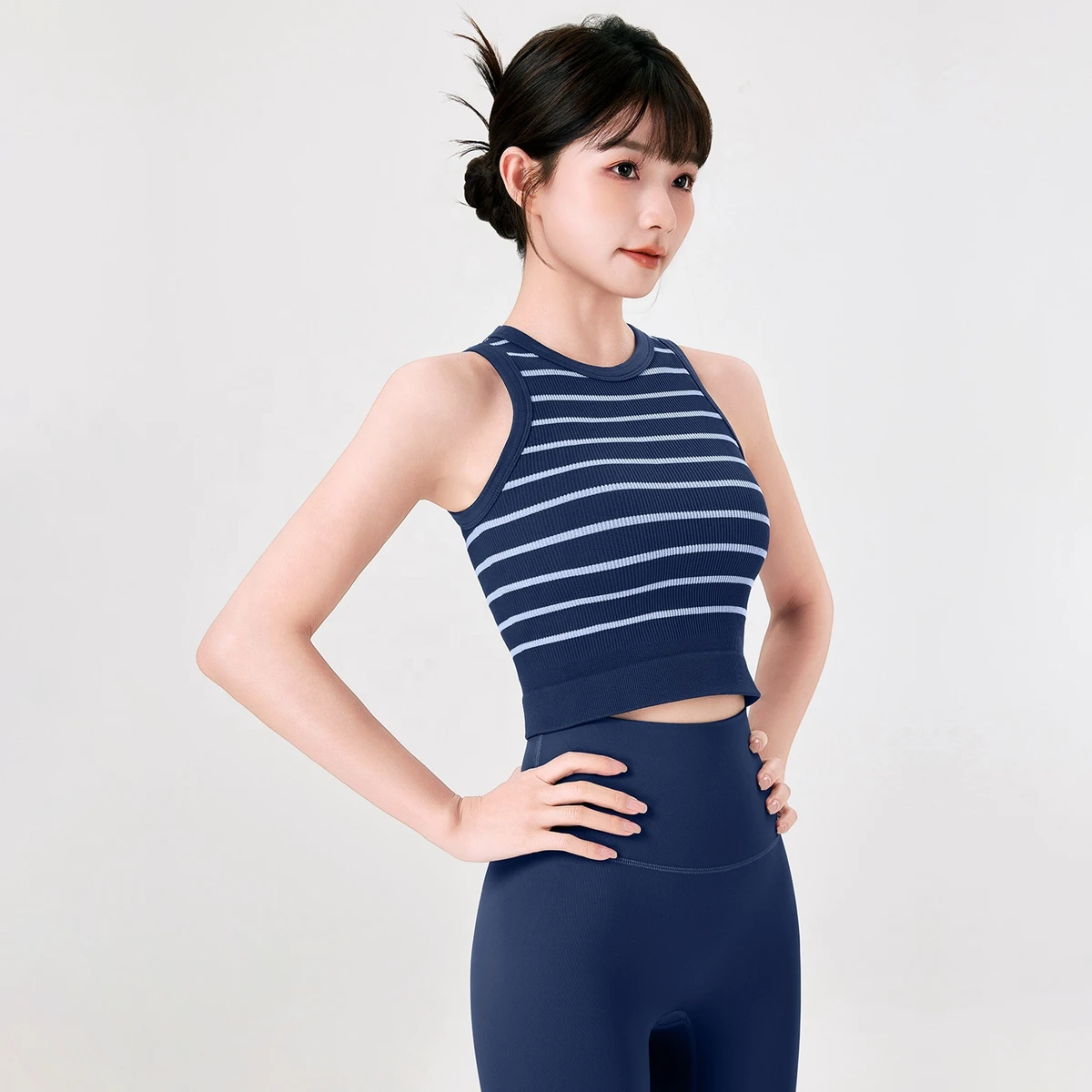 Striped Lightweight Seamless Breathable Fitness Yoga Tank Top for Women Sleeveless Knitted Garment with Four-Way Stretch