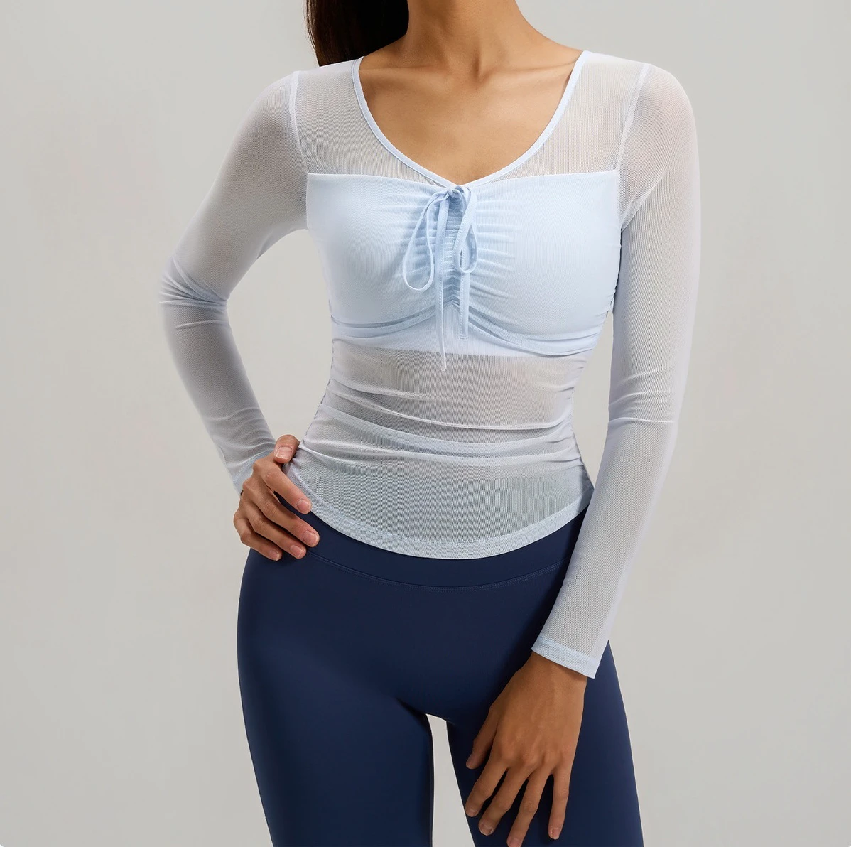 Breathable Mesh Yoga Wear Long-Sleeved Women's Loose Fit Fixed Cup Outerwear Sports Fitness Top with Front Logo