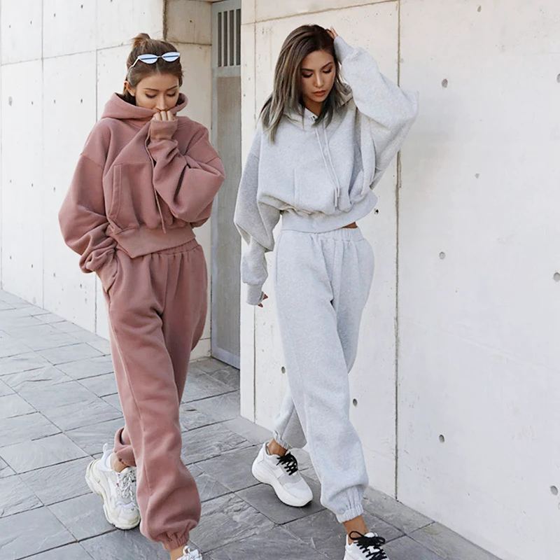 Custom Women Winter Knitted Jacquard Lined Sweatsuits Sets 2 Piece Cropped Hoodie Sweatshirt Sweatpants Long Joggers Front