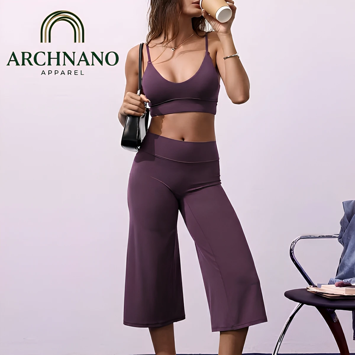OEM/ODM Low Rise Capris for Women Straight Leg No Front Seam V-Back Crop Workout Yoga Pants Nylon Brushed Fabric Custom Logo