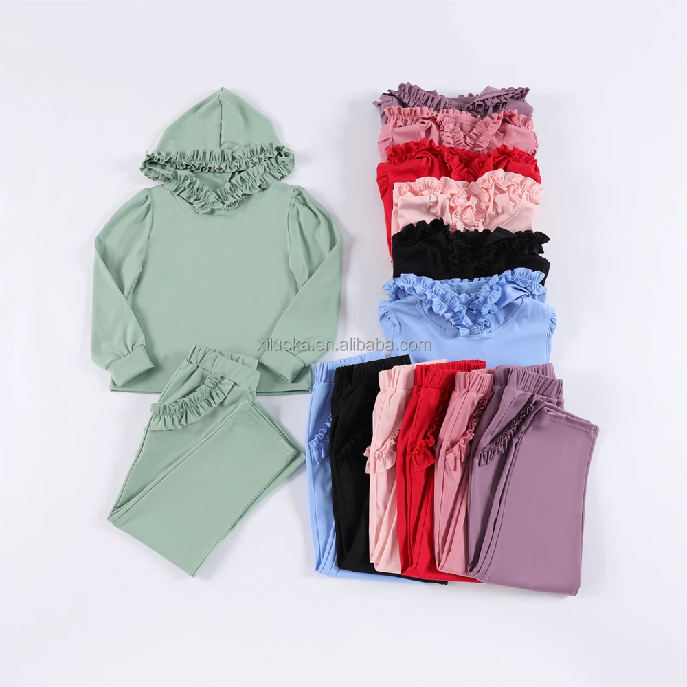 Wholesale 77% Nylon 23% Spandex Materials Yoga Set Sport Style Long Sleeve Hoodie Ruffle Design Sports Outfit