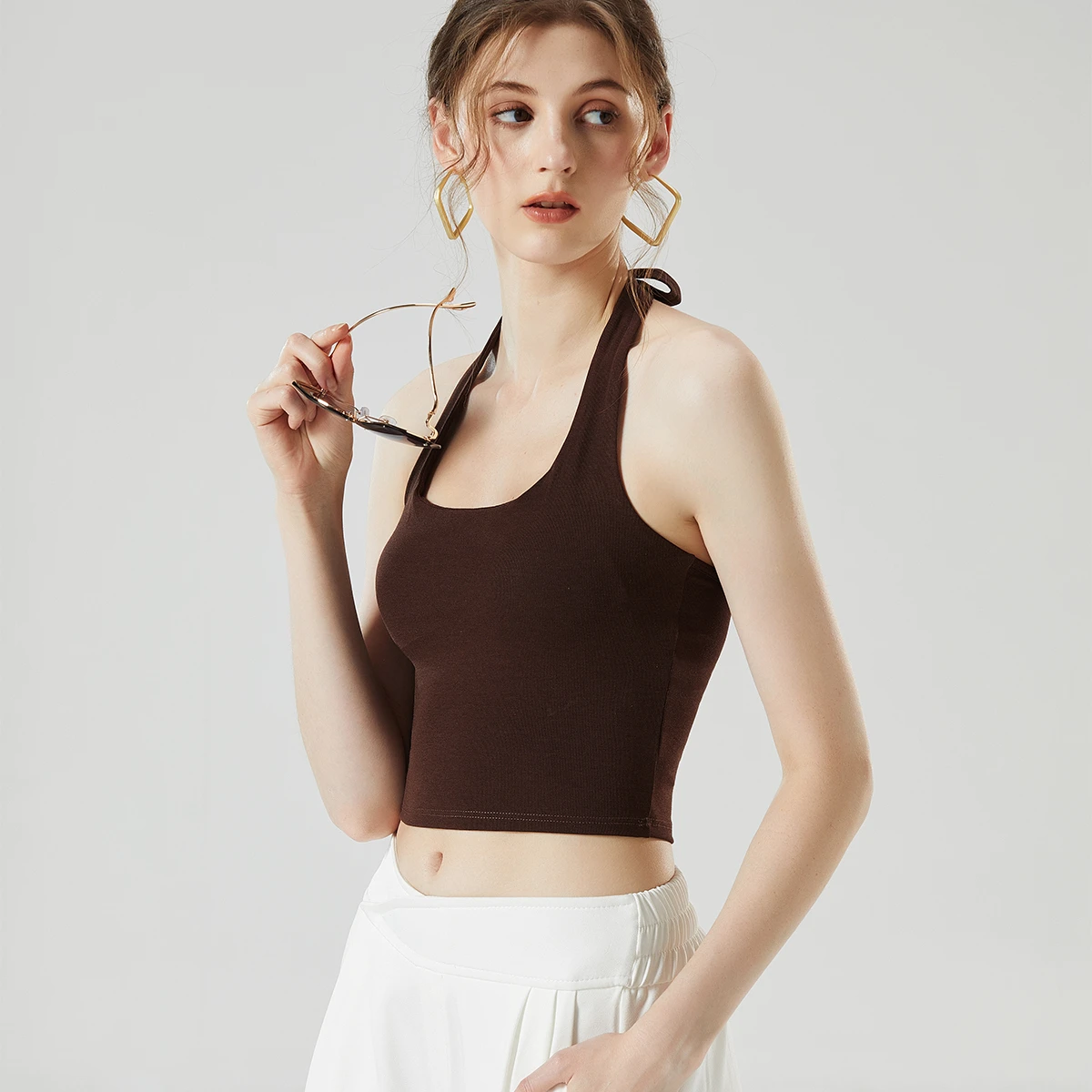 Summer Women's Tank Tops Padded Halter Neck Casual Crop Top Women Built-in Bra Camisole Beauty Back Eco-Friendly Breathable
