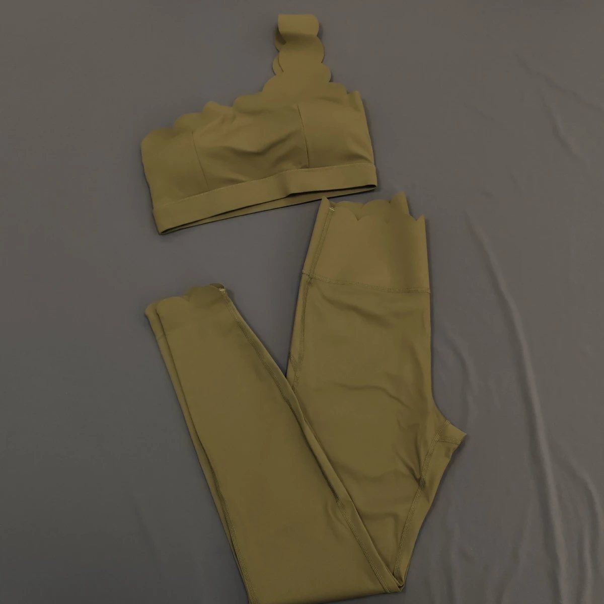 Women's Active Wear Gym Fitness Clothing Yoga Sets Breathable One-Shoulder Sports Bra Elastic Waist Wave Leggings Lace Shape