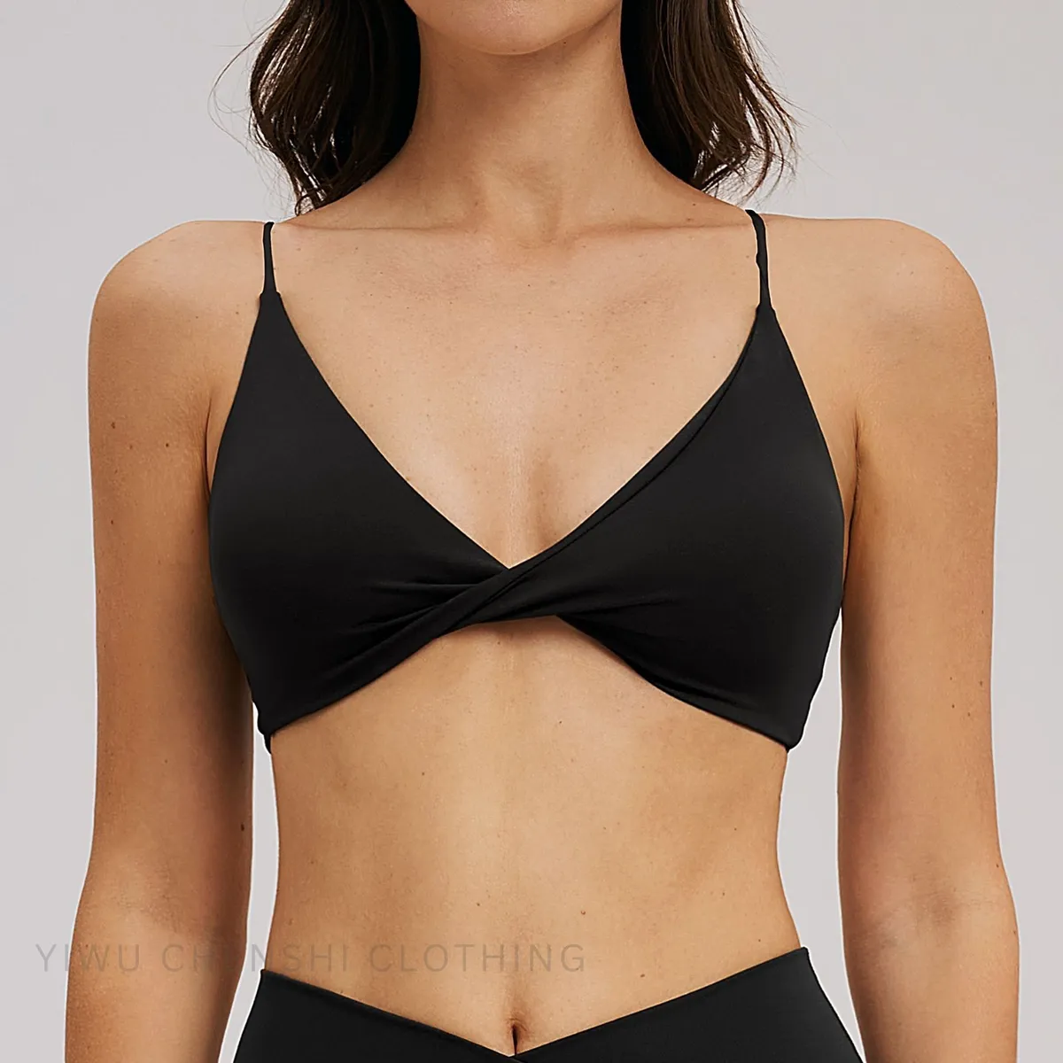 Lightweight Thin Strap Brushed V-Neck Sports Bra Women Beautiful Back Lightweight Yoga Fitness Workout Bra Casual Activewear