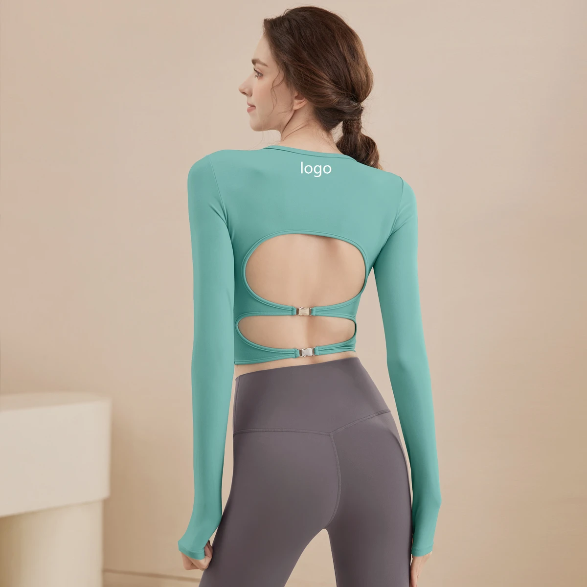 Custom Women's Yoga Tops Long Sleeve Breathable Quick Dry Skinny Fit Lightweight Polyamide Spandex Solid Yoga Top