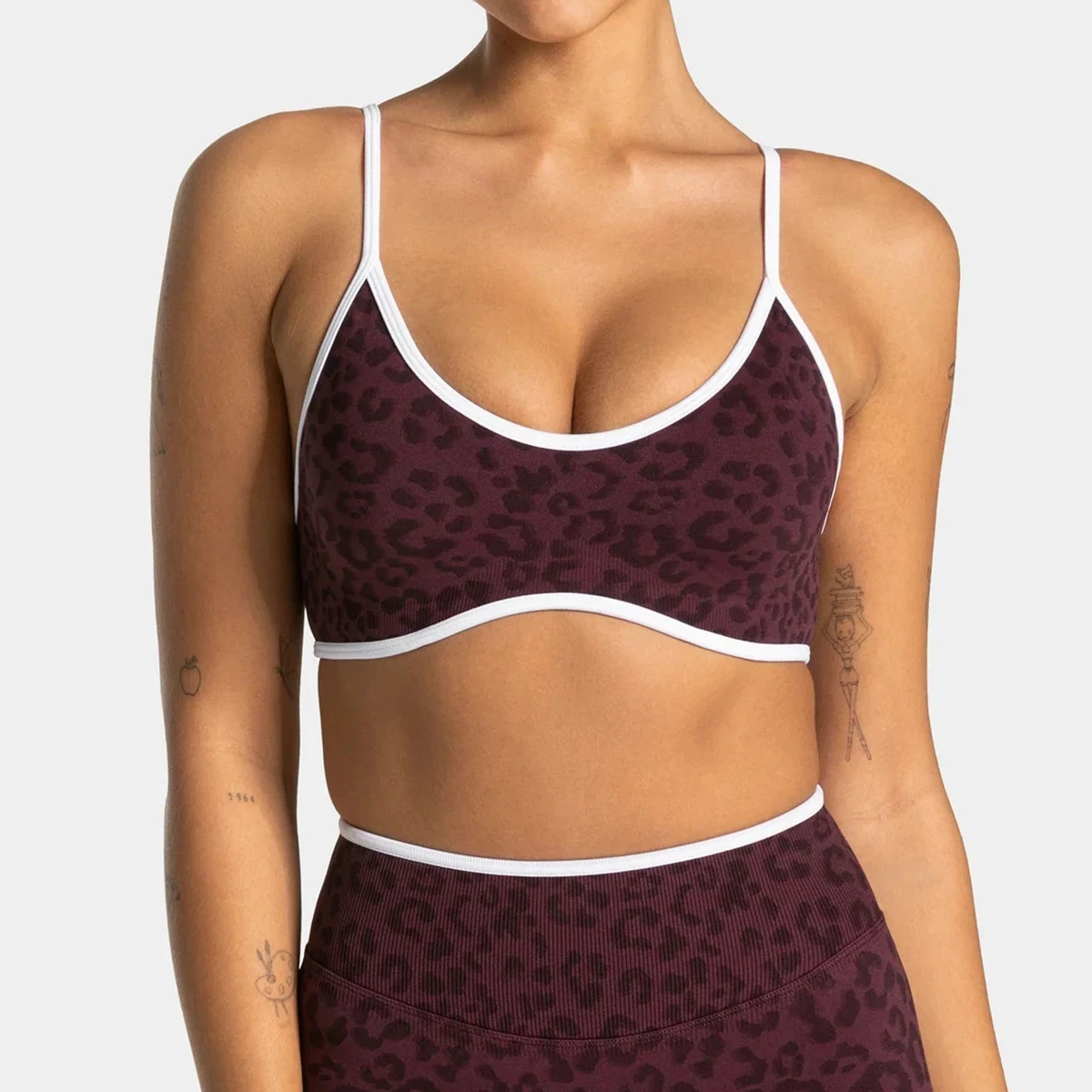 Custom Seamless Leopard Print High Support Yoga Sport Bra High Elastic Shockproof Racer Back Fitness Beautiful Back Sports