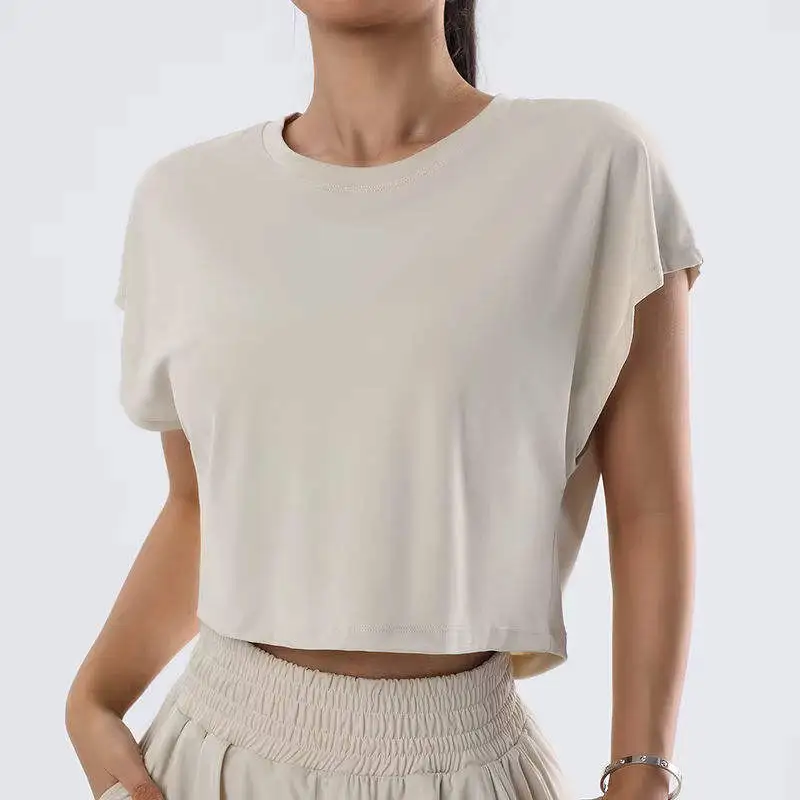 Short-sleeved, Loose-fitting Summer Yoga Top with Quick-drying and Sweat-absorbing Properties, Suitable for Sports Activities.