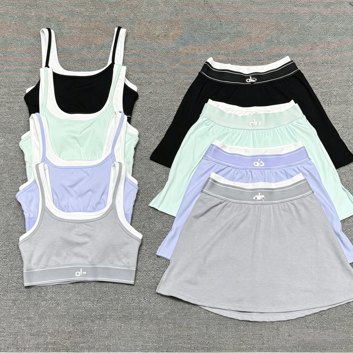 Alooo Yoga Vest Skirt Set Geometric Pattern Fitness Sports Running Two-Piece Workout Clothes Embossed Chest Pad