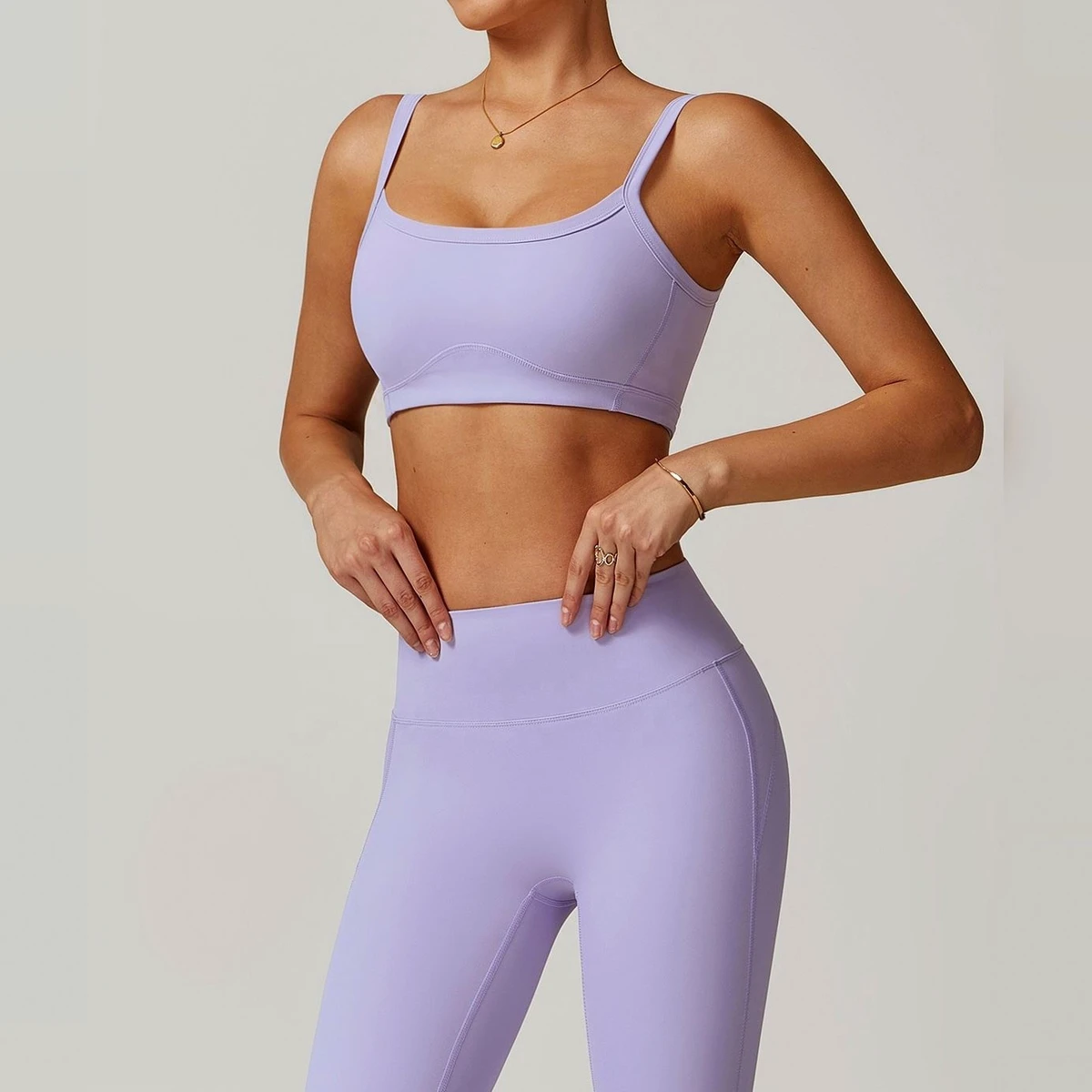 Women's Lightweight Yoga Sports Bra with Breathable Four-Way Stretch Sweat-Wicking Workout Top with Strappy Design Print Pattern