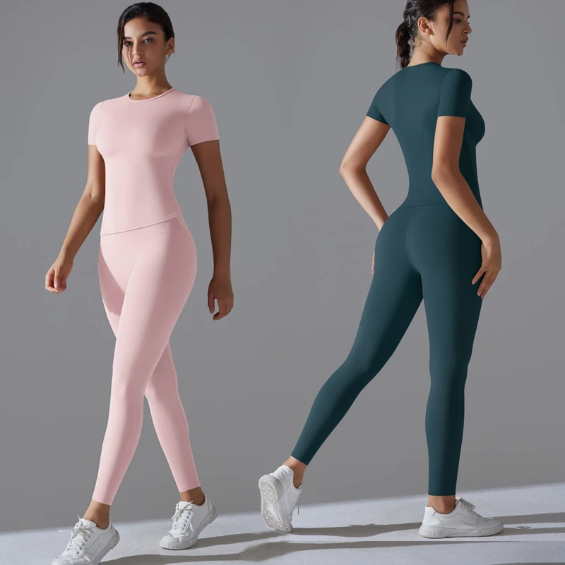 Women's High Quality Quick Drying Gym Fitness Training Sports Running Set Custom Logo Short Sleeved Tight Yoga Top Solid Pattern