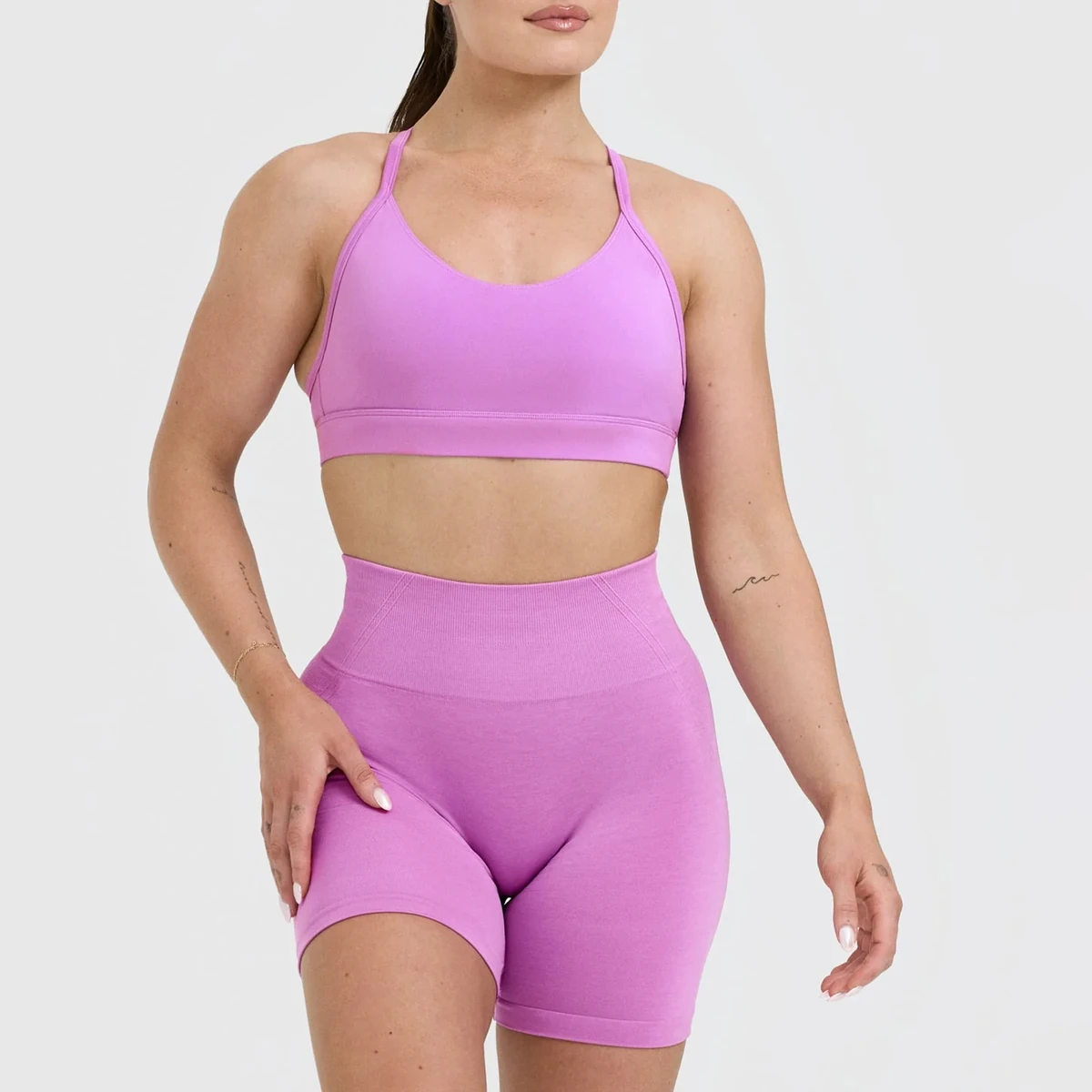 New Style Women's High Support Crisscross Strap Sport Bra Four-Way Stretch Spandex/Nylon Fabric Zipper Front Closure for Yoga