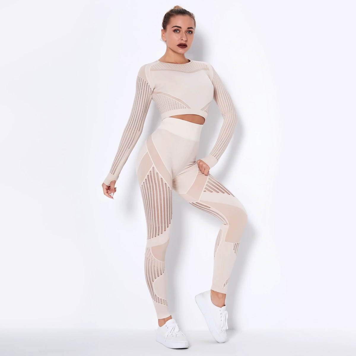 Women's Eco-Friendly Solid Seamless Lightweight 2-Piece Yoga Set Mesh Breathable Four-Way Stretch High Elastic Waist Long Sleeve
