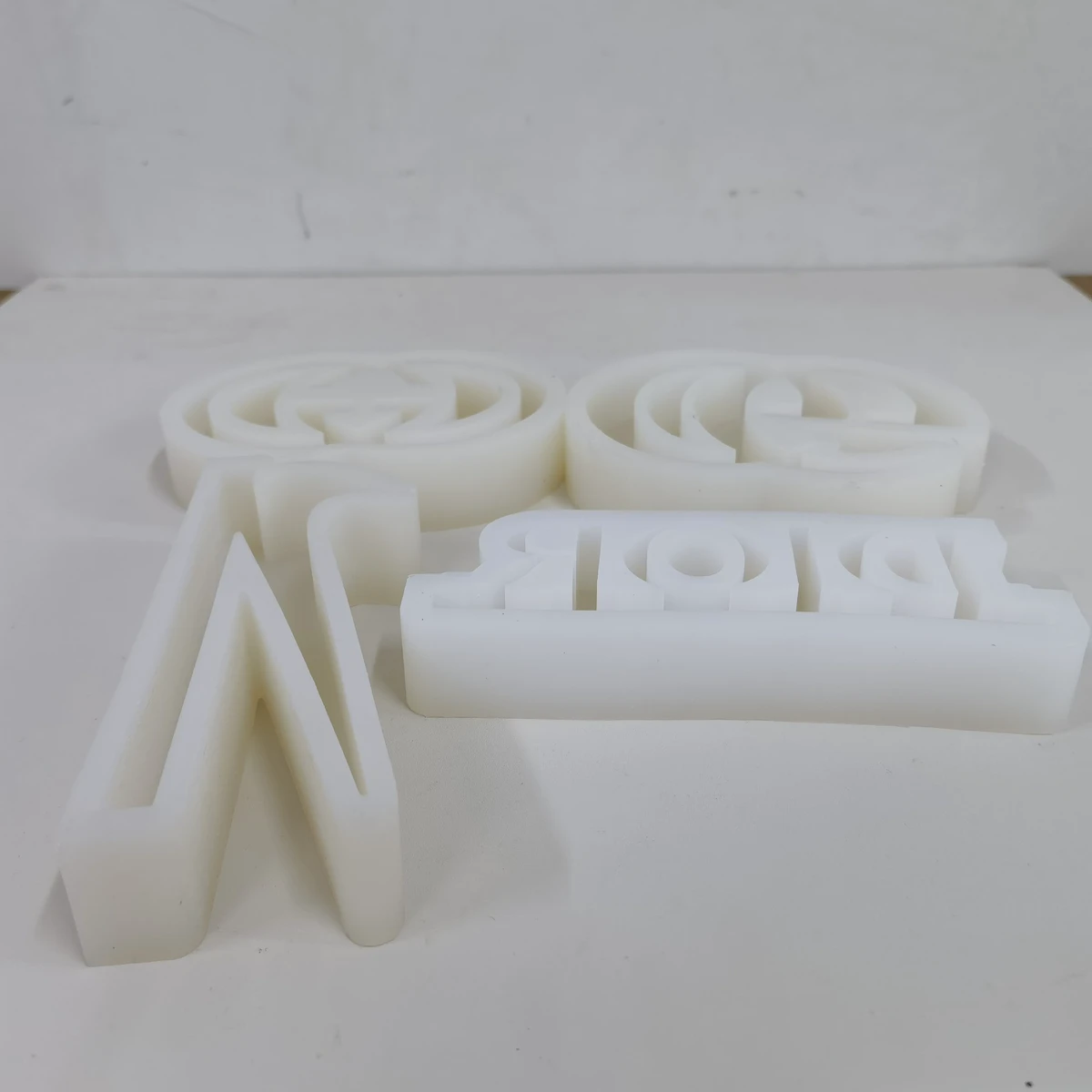 Brand logo Luxury Silicone Mould Mini Large Sized Candle Gypsum Customized Big Letters Epoxy Resin Silicone Mold