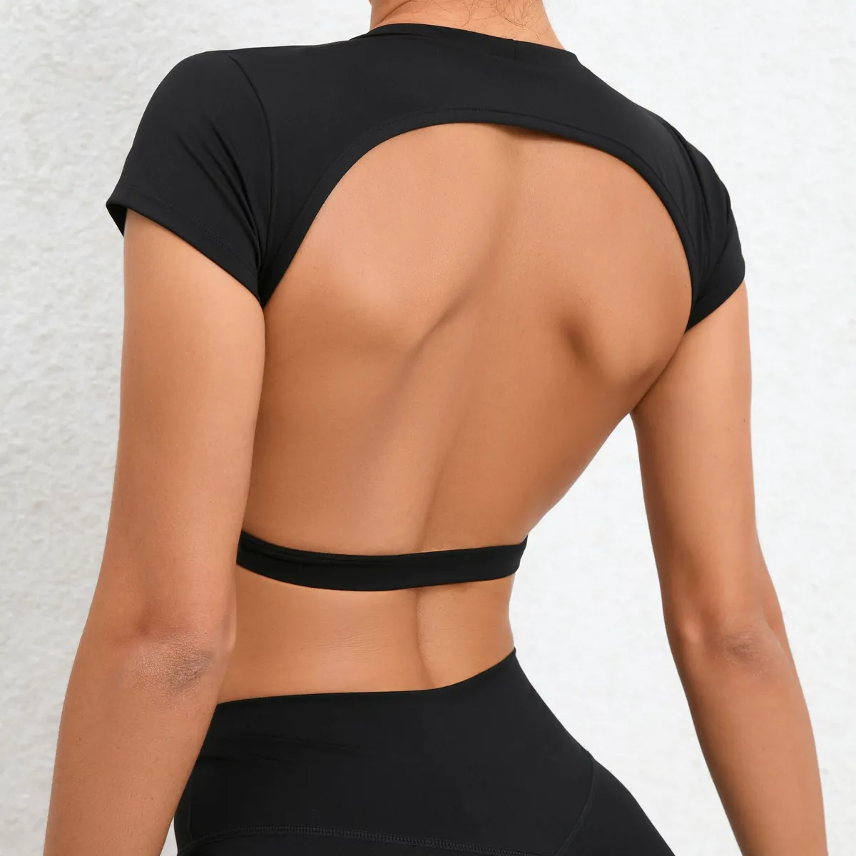 Round Neck Short Sleeve Backless Yoga Top Longline Fitness Active Top Naked Feeling Brushed Spandex Sports Crop Top Women