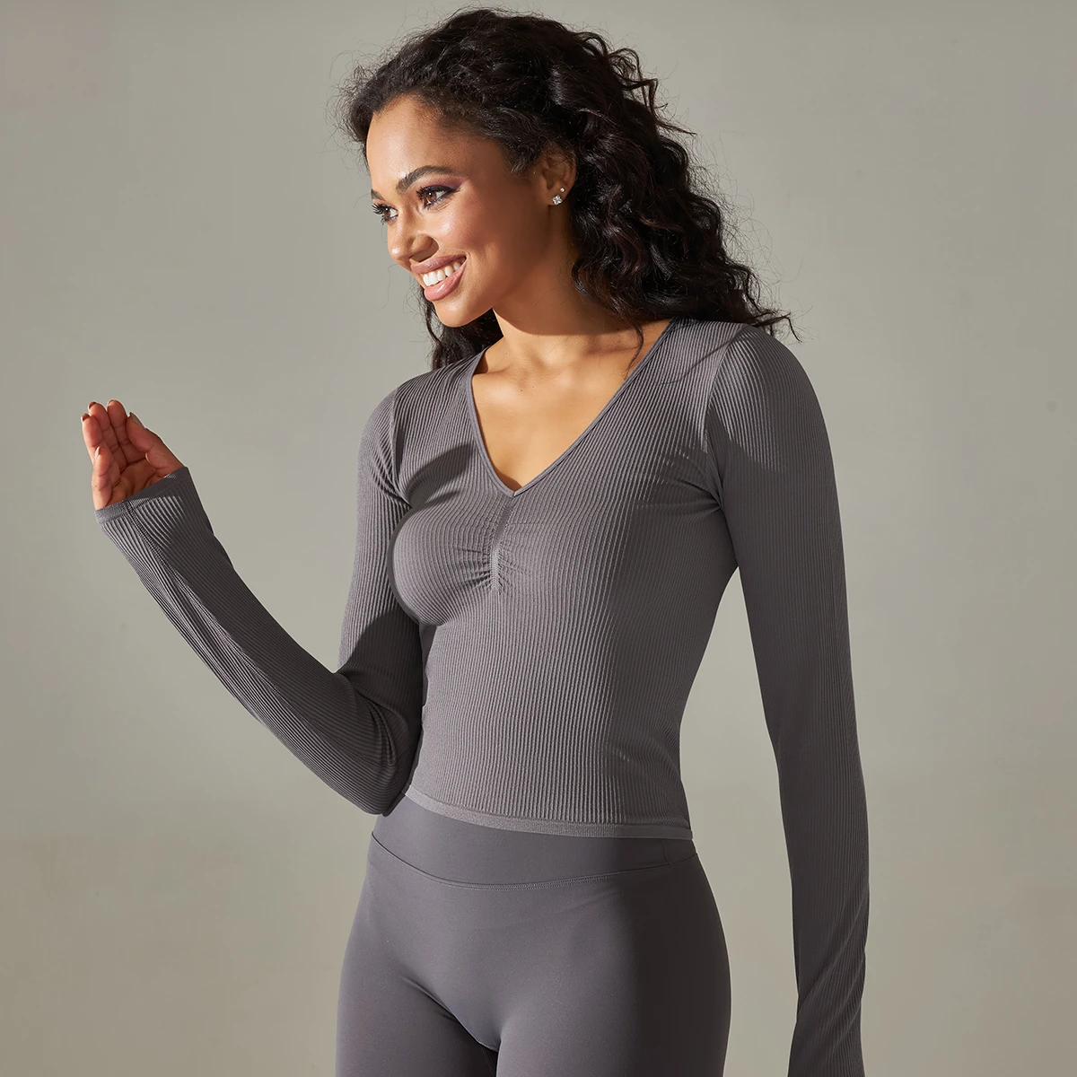 Long Sleeve Top Yoga Wear Clothing Active Apparel Breathable Athletic Top Slim Fit Workout Shirts for Women