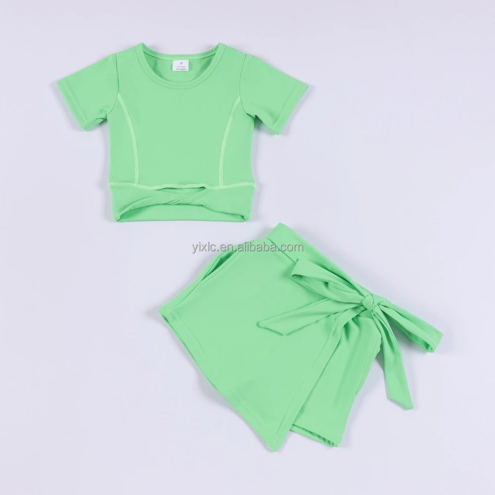 Children's Active Wear Yoga Clothing Set with Cross Back Design Top and Cute Bow Shorts for Kids Girls Fitness Training Outfit