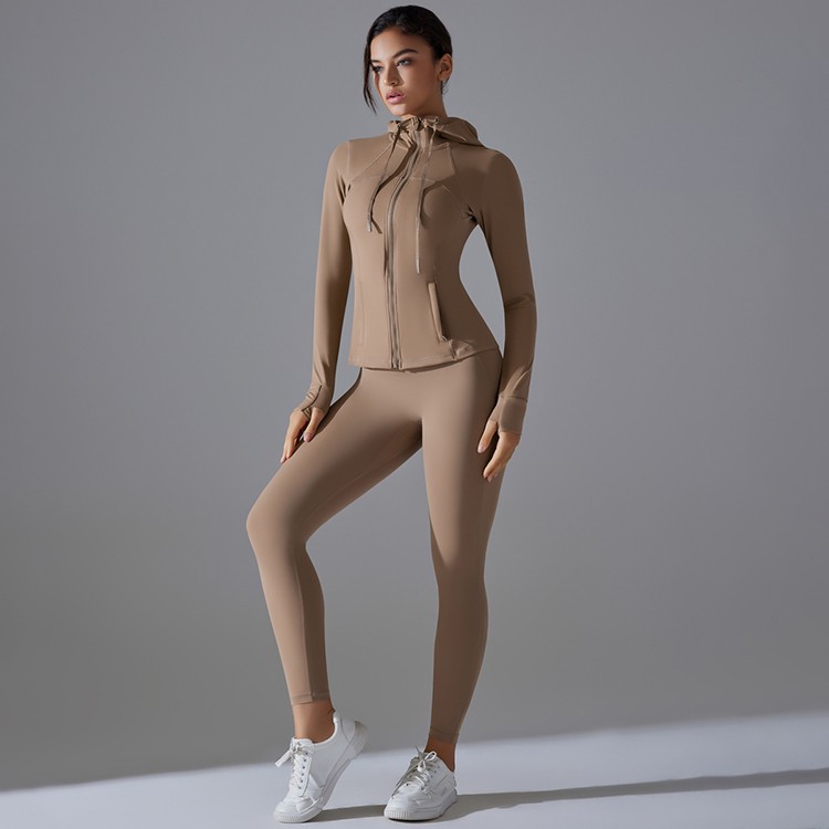 Women's High Quality Nylon Spandex Yoga Long Sleeve Hooded Zip up Thumb Holes Zipper Pocket Breathable Fitness Yoga Set