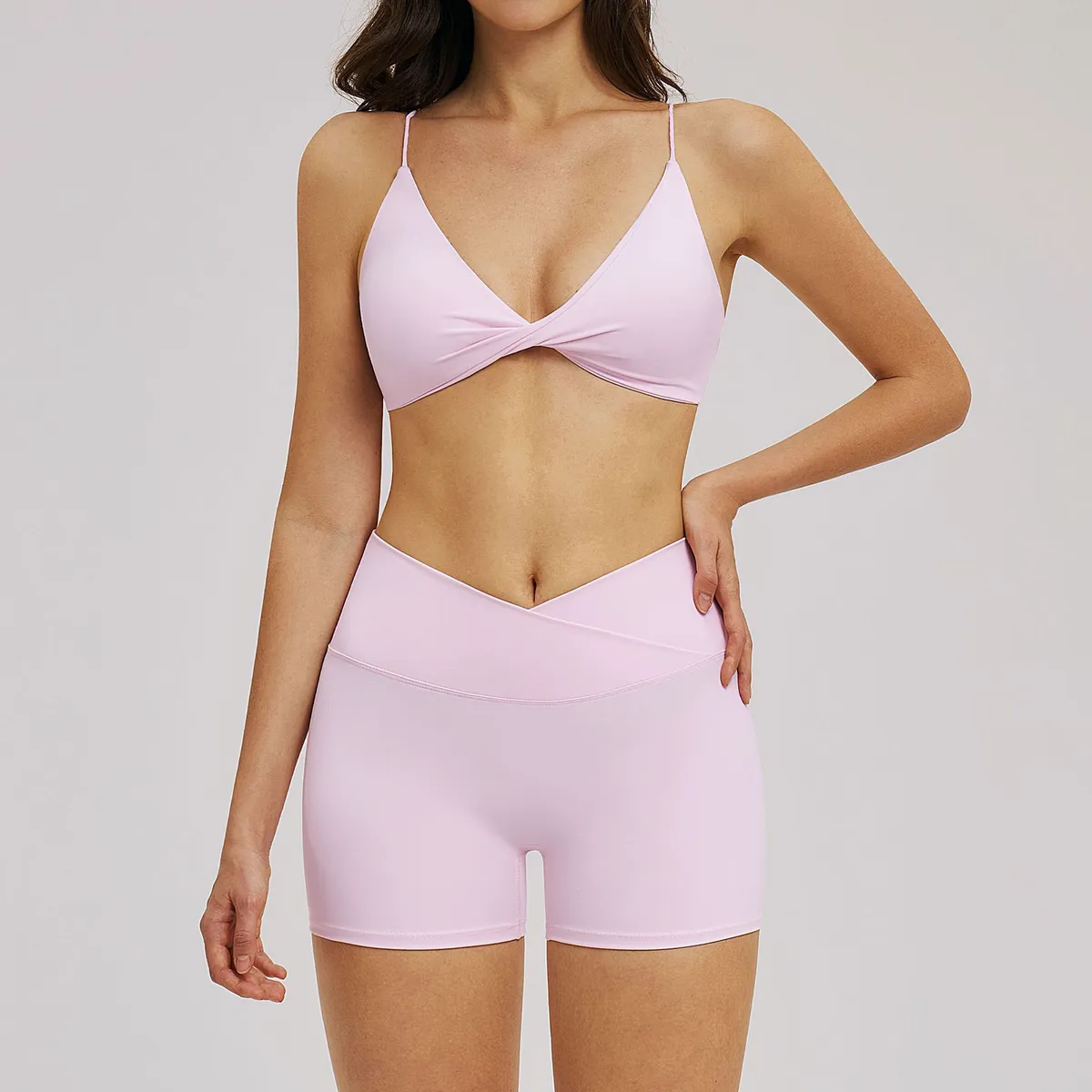 Breathable Sexy Backless Fitness Yoga Wear Suit Padded Twist Sport Bra V-Waist Shorts Active Wear Set For Ladies