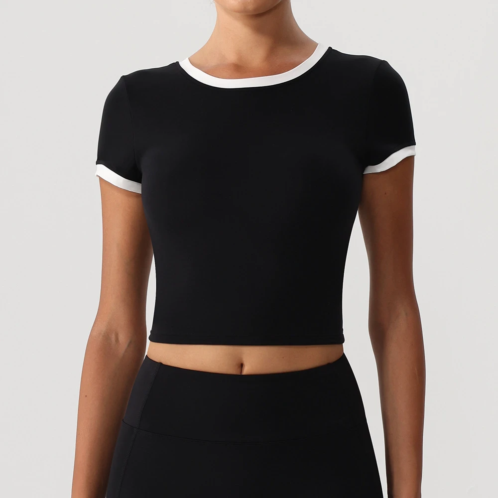 Colorblock Round-Neck Yoga Top - Breathable & Stretchy Gym Wear for Women