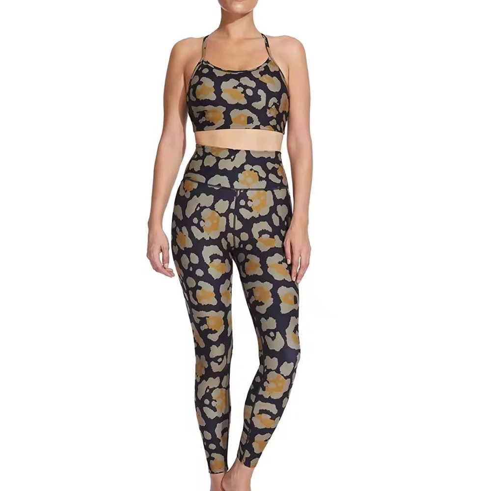 Two Piece Breathable Workout Sublimation Yoga Set Mid Waist Women Legging and Bra Solid Color Front Logo Short Top Skinny Fit