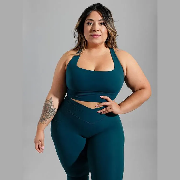 Wholesale Sportswear Gym Clothing Bulk Items Solid Breathable Eco-Friendly Plus Size Seamless Sport Suit