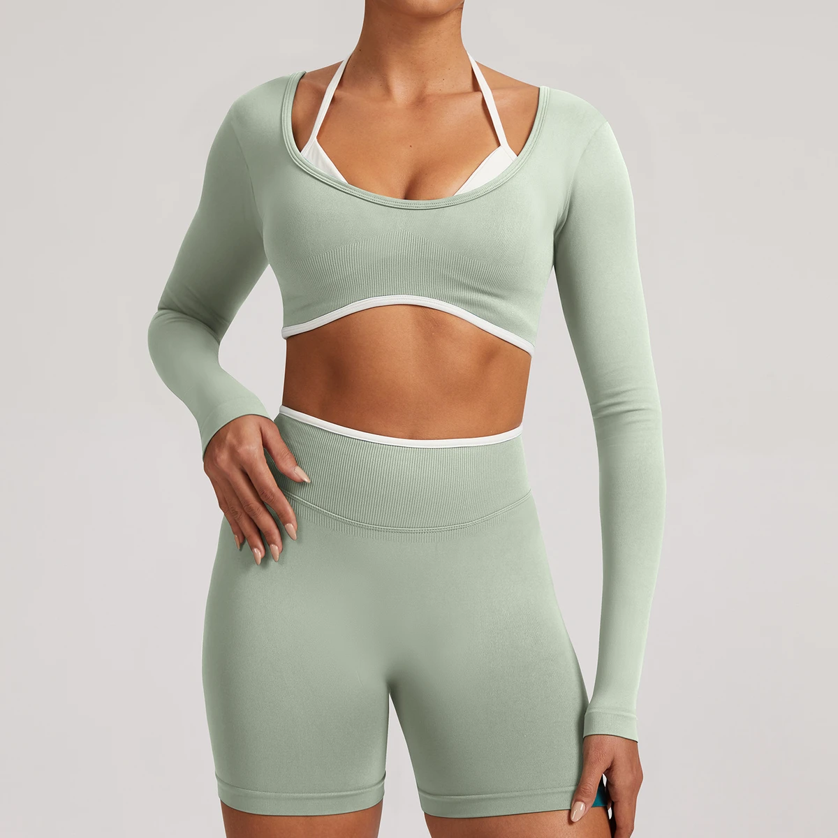 Seamless Simple Style for Yoga Top with Front Logo Option Quick Dry for Women's Fitness Running & Workout