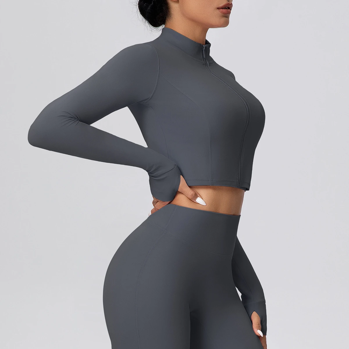 OEM Women's Long-Sleeved Breathable Spandex/Nylon Fitness Sports Top Soft Yoga Wear Sexy Stand Neck Skinny Fit Wear