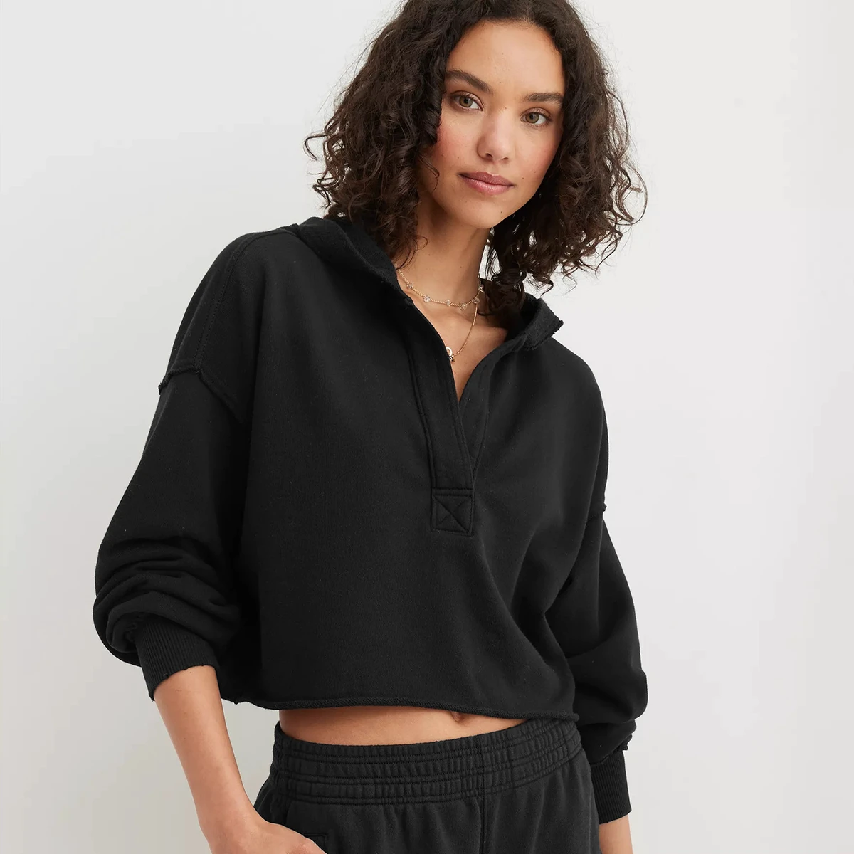 Hot Selling Women Loose Trendy Sweatshirt V-Neck Knit Pullover Long-Sleeved Hooded Sports Fitness Top Women Jacket Yoga Wear