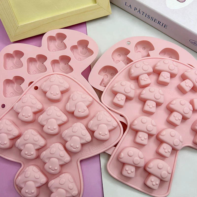 Cartoon Mushroom Silicone Mold Eco-Friendly Pinch Plaster Mold for DIY Cake Decoration for Chocolate Fondant Office Decor
