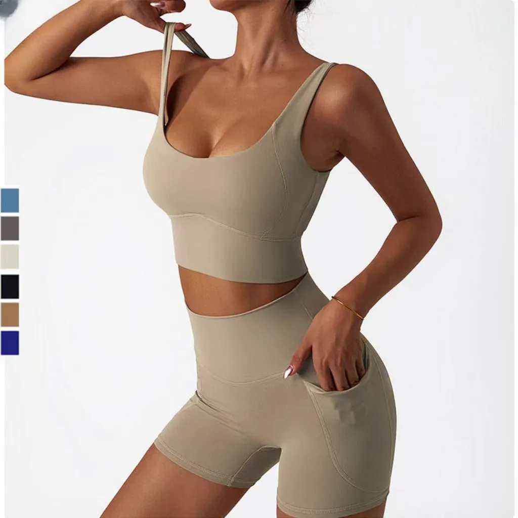 Hot Selling Women's Gym Fitness Yoga Wear Solid Pattern Two Piece Workout Leggings Shorts with Pockets Hot Fitness Clothing