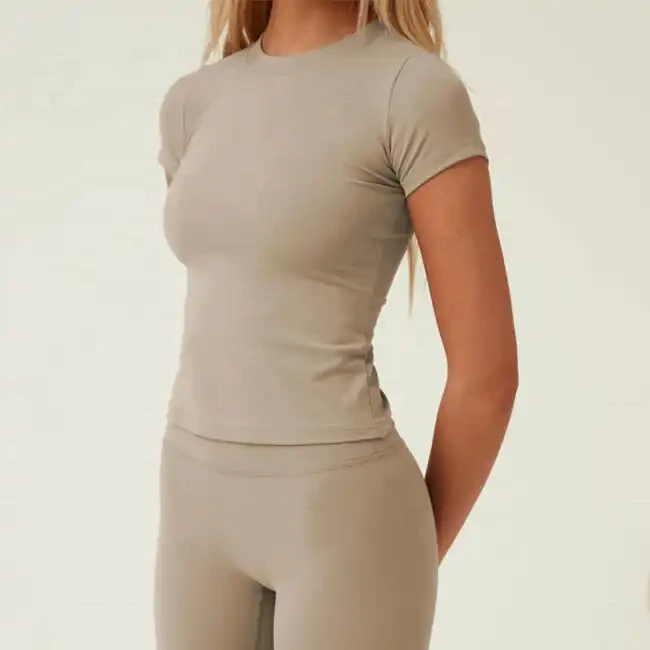 New Fashion Womens Scoop Neck Plain Fitted Gym T Shirt Short Sleeve Polyester Yoga Training Fitness T Shirt for Sports