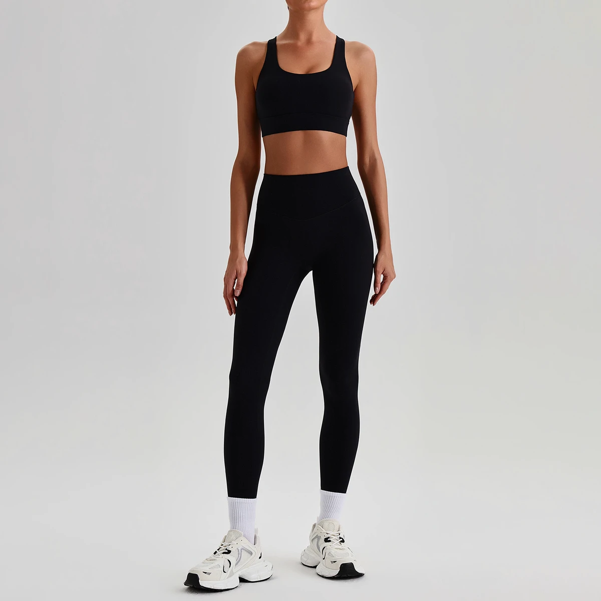 OEM Custom logo Thin Strap Sports Bra Set High Stretch Athletic Wear Buttery Soft Pilates Outfit Wholesale 3335