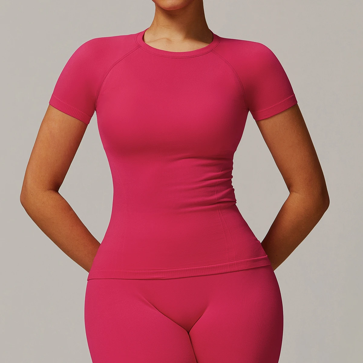 Wholesale Custom Logo Women Seamless Ribbed Casual Short Sleeve T-shirts Yoga Gym Fitness Active Top