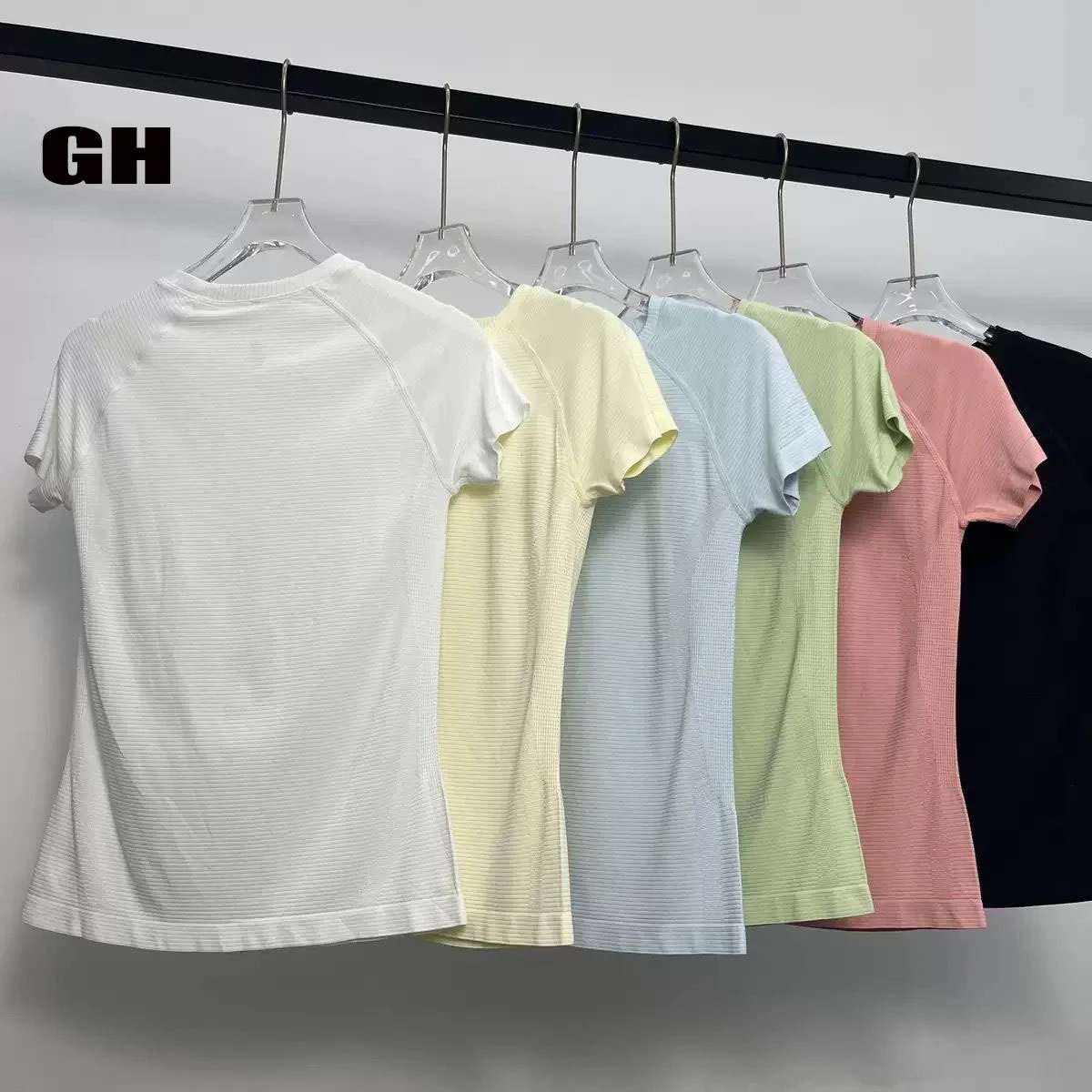 GH Hot Selling Women Slim Fit Breathable Short Sleeve Gym T Shirt Yoga Top Active Wear Round Neck Seamless Sports T- Shirts